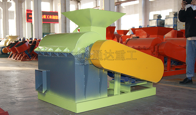 沼渣煤渣雞糞高濕物料粉碎機